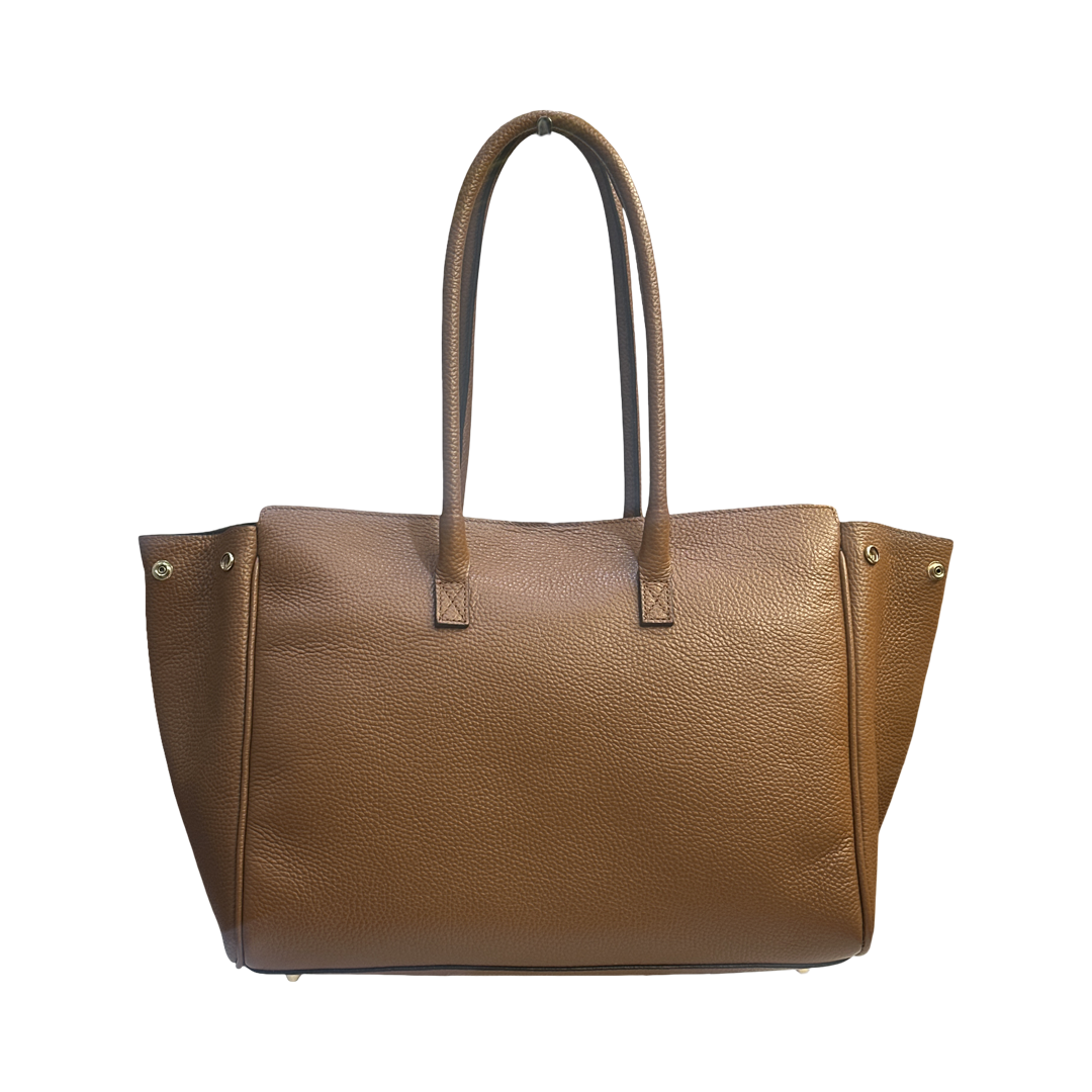 Tan Back Smooth finish with artisan stitching for durability
