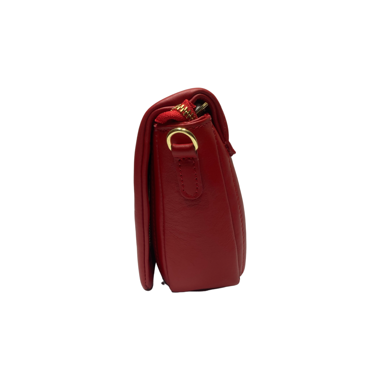 Quilted crossbody leather bag with chain strap and zip closure, side view.